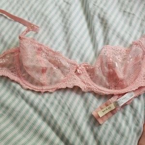 Naja Pink Lace Bra